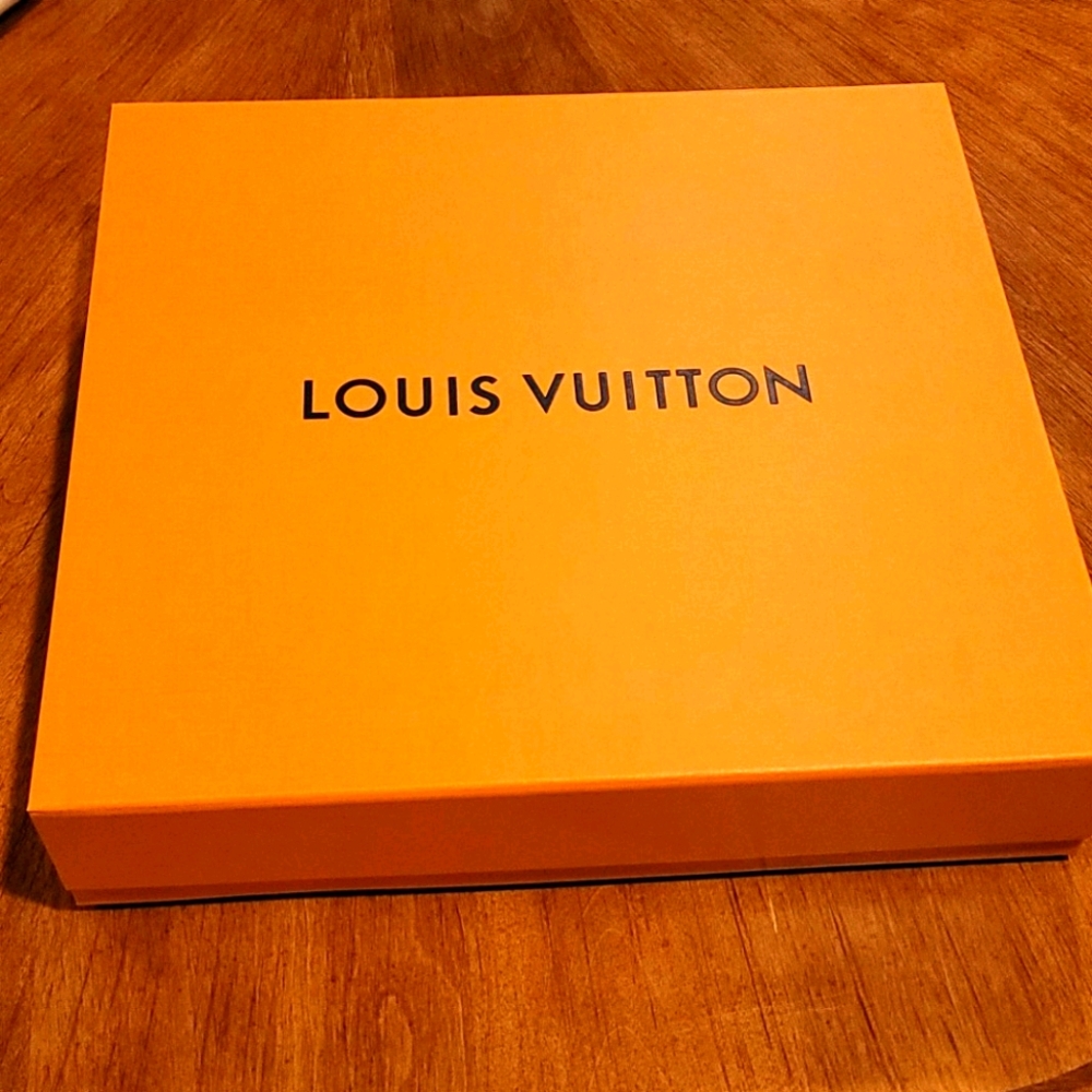 Loius Vuitton Box